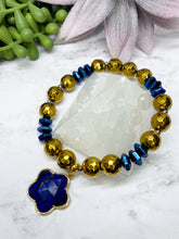 Load image into Gallery viewer, Golden Sapphire
